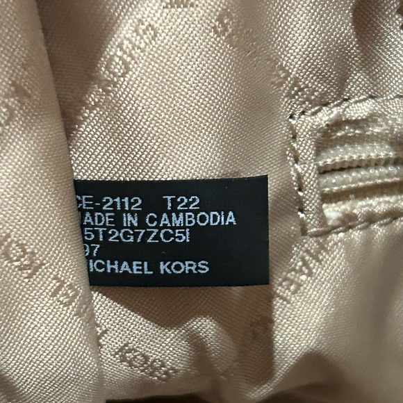 Michael Kors Tan and Cream Tote Bag - Picture 6 of 6